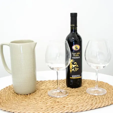 In Un Click Apartment *